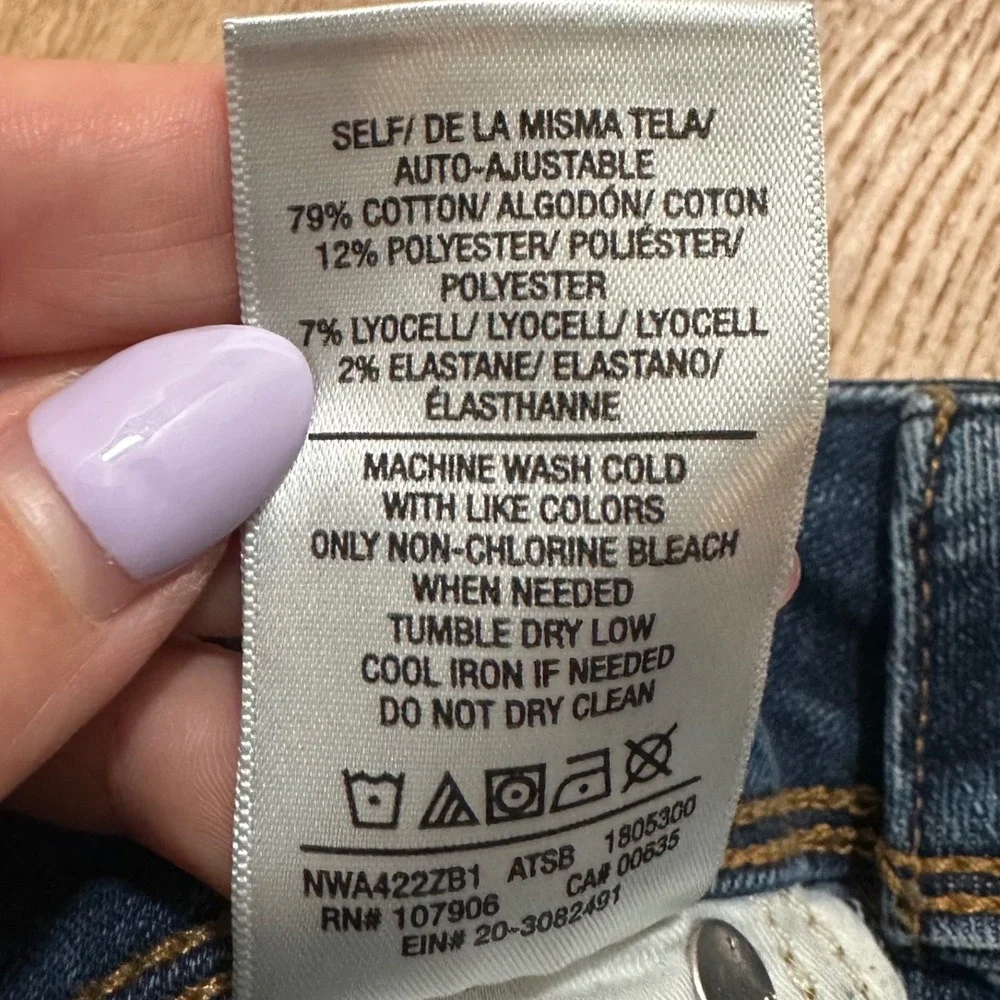 Hudson | Woman's Dark Wash Mid Rise Casual Basic‎ Collin Skinny Jeans, Size 26